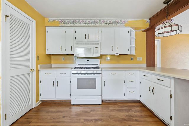 1509 Lake Forest Drive, Fort Wayne, IN 46815