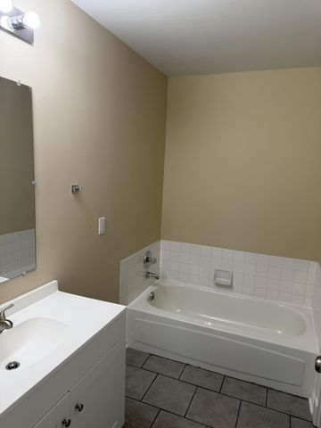 2110 Woodford Drive, Richmond, KY 40475