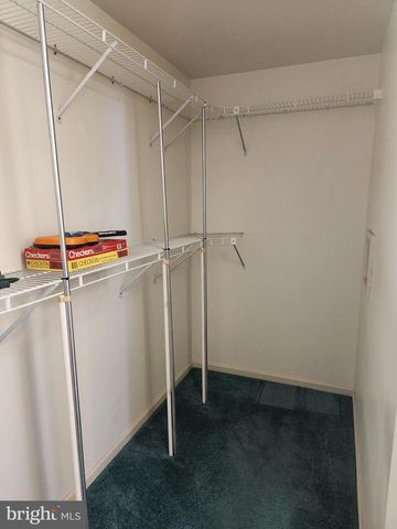 33 TARA DR, Lititz, PA 17543