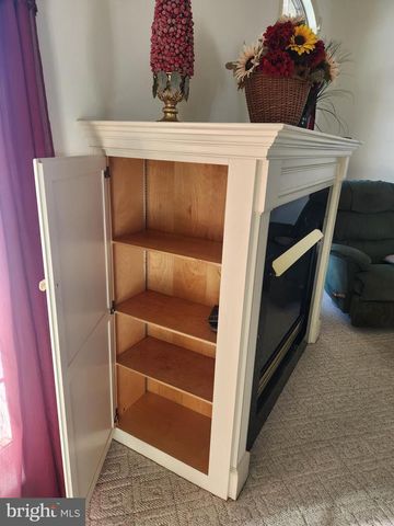 33 TARA DR, Lititz, PA 17543