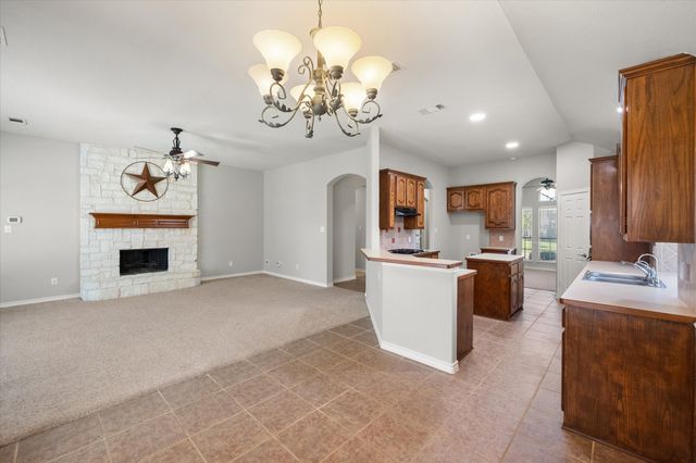 2810 Saint Michael Drive, Mansfield, TX 76063