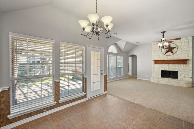 2810 Saint Michael Drive, Mansfield, TX 76063