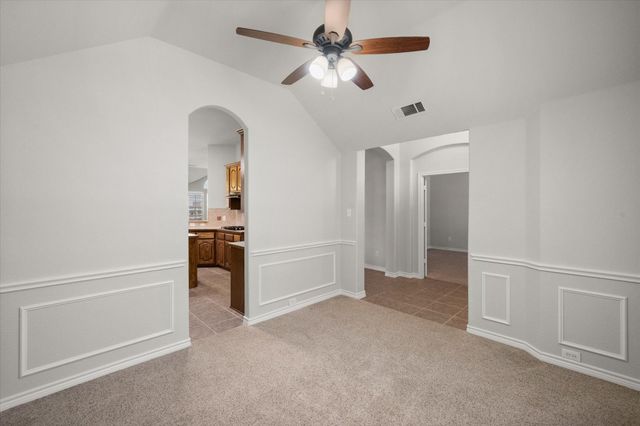 2810 Saint Michael Drive, Mansfield, TX 76063