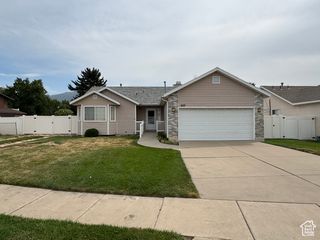 207 S CHRISTINE WAY, Kaysville, UT 84037
