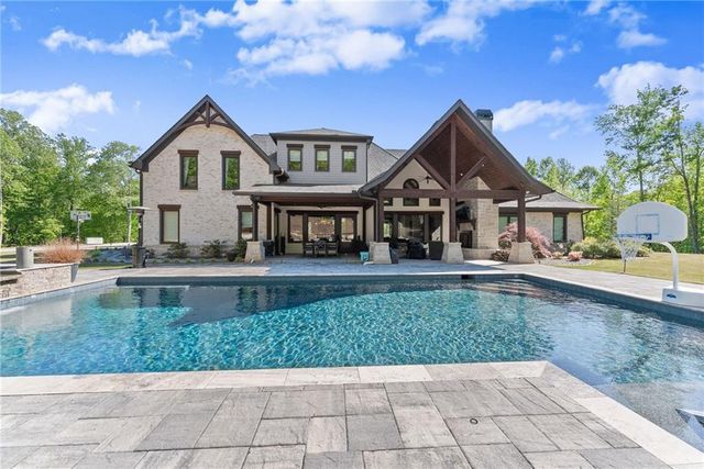 3263 Tanners Mill Road, Gainesville, GA 30507