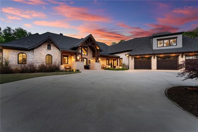 3263 Tanners Mill Road, Gainesville, GA 30507