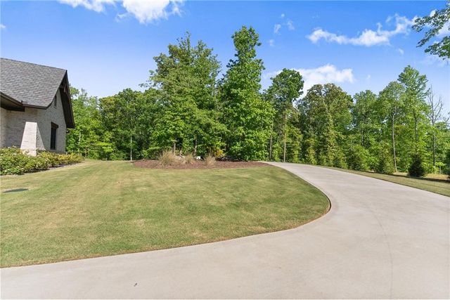3263 Tanners Mill Road, Gainesville, GA 30507