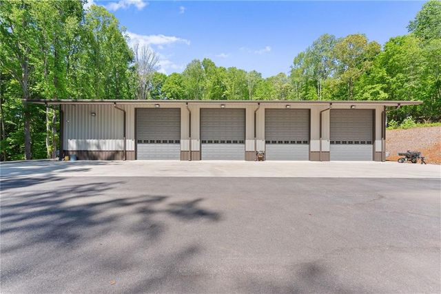 3263 Tanners Mill Road, Gainesville, GA 30507