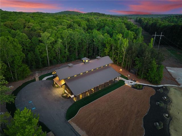 3263 Tanners Mill Road, Gainesville, GA 30507