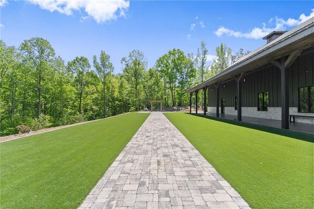3263 Tanners Mill Road, Gainesville, GA 30507