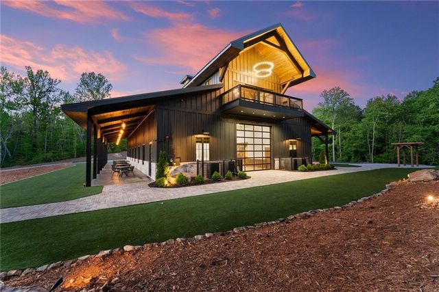 3263 Tanners Mill Road, Gainesville, GA 30507