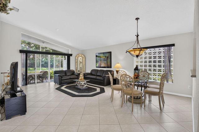 7388 Tonga Court, Boynton Beach, FL 33437