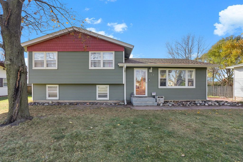 358 81st Avenue NE, Spring Lake Park, MN 55432