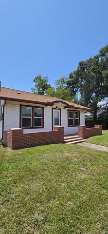 417 E Jack Street, Baytown, TX 77520