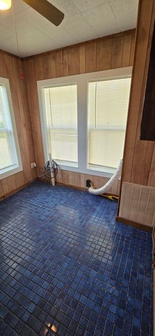 417 E Jack Street, Baytown, TX 77520