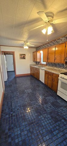 417 E Jack Street, Baytown, TX 77520