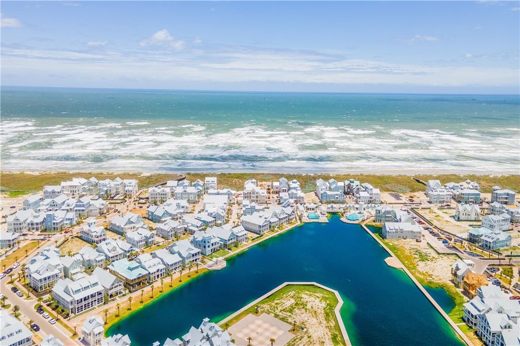 121 Dewdrop St, Port Aransas, TX 78373 — photo 4