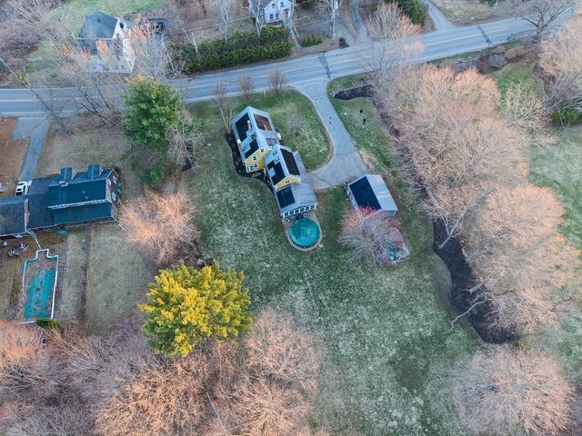 63 S Hampton, Amesbury, MA 01913