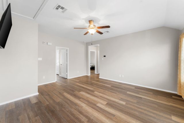 6735 Plains Crest DR, Del Valle, TX 78617