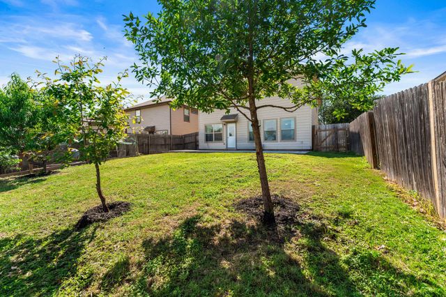 6735 Plains Crest DR, Del Valle, TX 78617