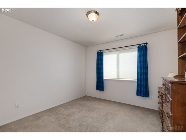 59024 GLACIER Ave, St Helens, OR 97051
