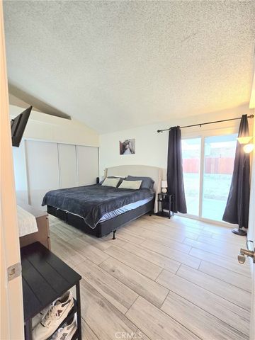 36839 Goldenview, Palmdale, CA 93552