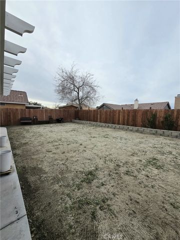 36839 Goldenview, Palmdale, CA 93552