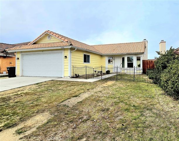 36839 Goldenview, Palmdale, CA 93552