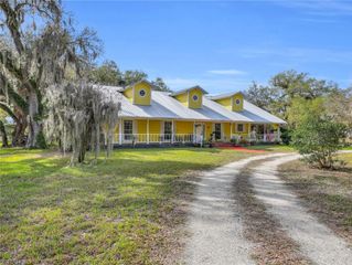 1712 Frontier CIR, Labelle, FL 33935