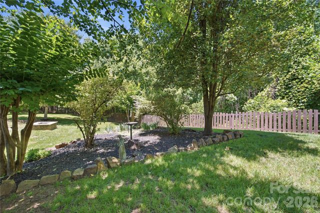 8465 Mossy Cup Trail, Harrisburg, NC 28075