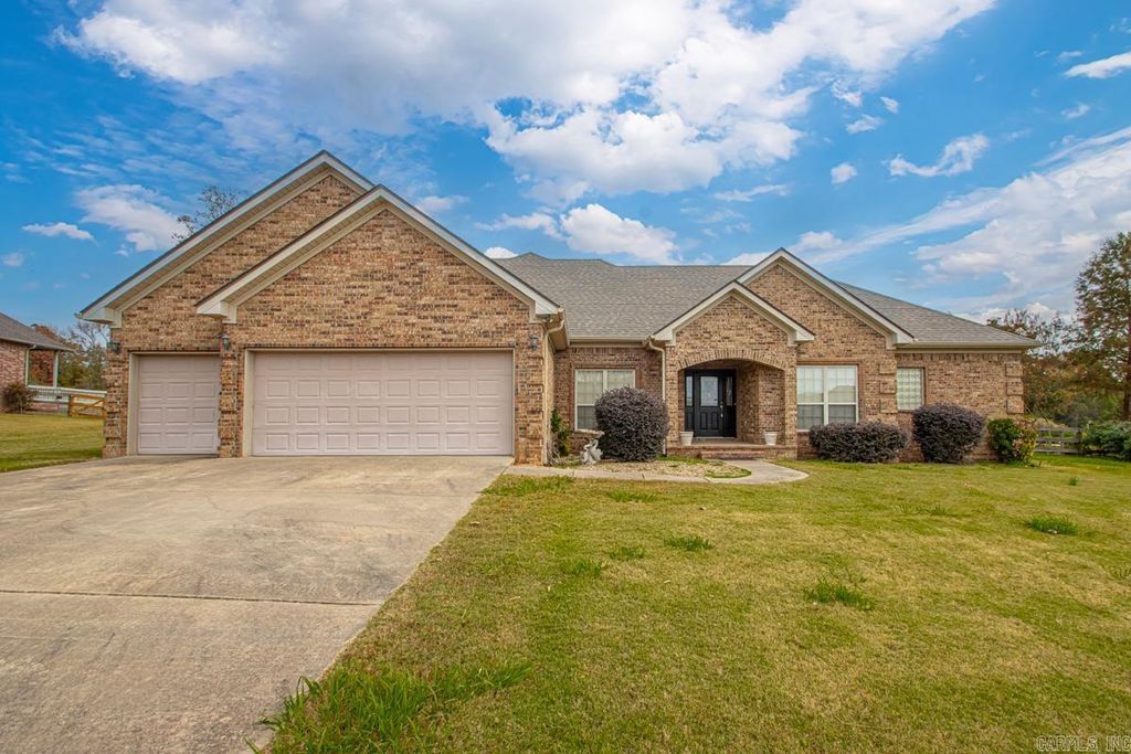 187 Plantation Drive, Mayflower, AR 72106