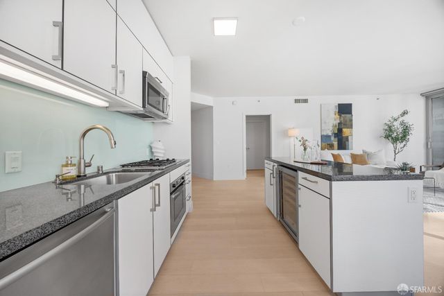 301 Main Street 12B, San Francisco, CA 94105