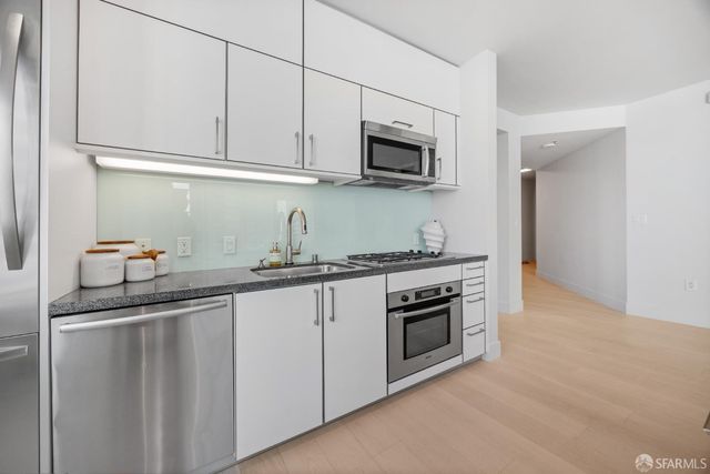 301 Main Street 12B, San Francisco, CA 94105