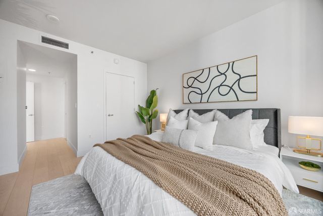 301 Main Street 12B, San Francisco, CA 94105