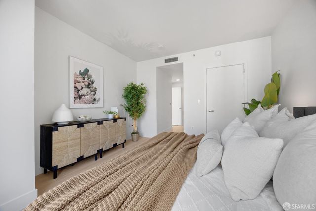 301 Main Street 12B, San Francisco, CA 94105