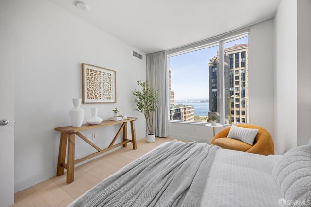 301 Main Street 12B, San Francisco, CA 94105