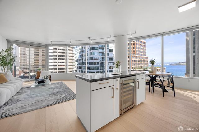 301 Main Street 12B, San Francisco, CA 94105