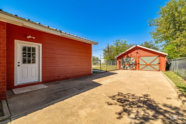 14 E 23rd Street, San Angelo, TX 76903