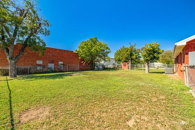 14 E 23rd Street, San Angelo, TX 76903