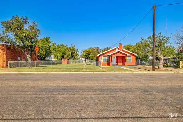 14 E 23rd Street, San Angelo, TX 76903