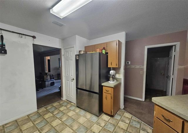 914 SE 11TH AVENUE, Gainesville, FL 32601