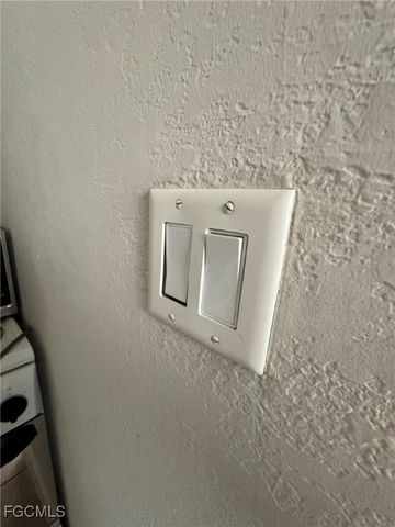 2452 Stella ST 204, Fort Myers, FL 33901