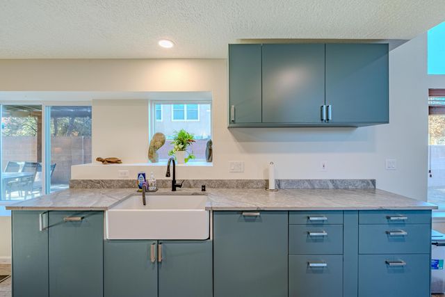 4201 Rancho Bonito Drive NW, Albuquerque, NM 87120