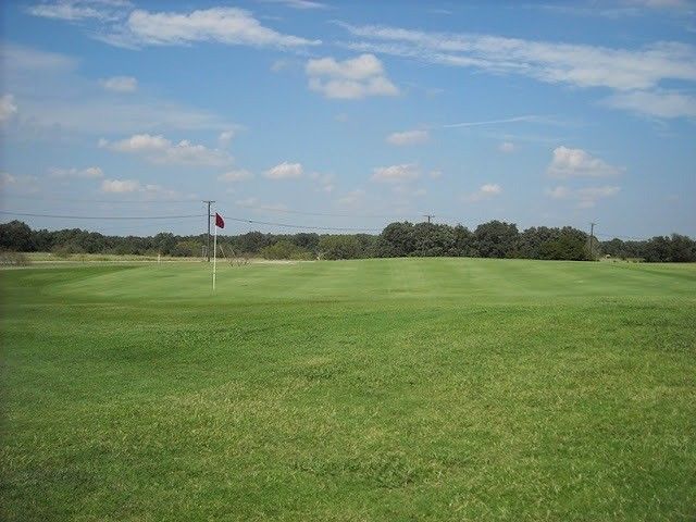 121 Mescalero Trail, Nocona, TX 76255