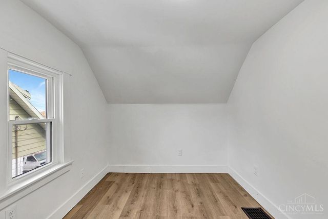 6839 Greismer Avenue, North College Hill, OH 45239