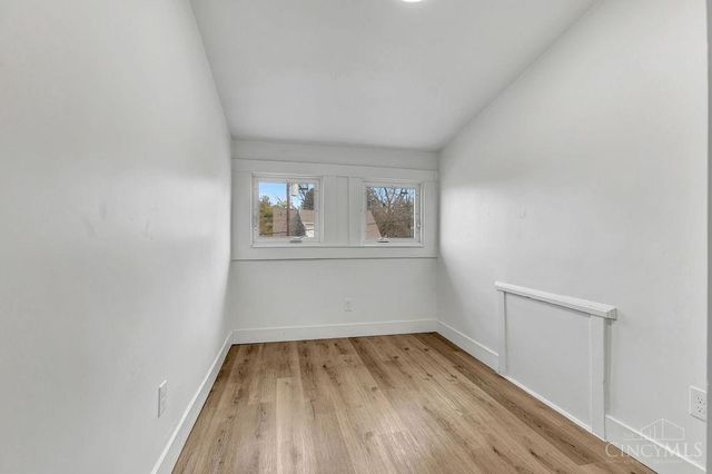 6839 Greismer Avenue, North College Hill, OH 45239