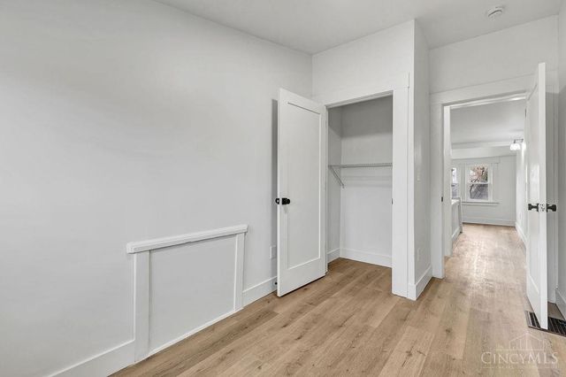 6839 Greismer Avenue, North College Hill, OH 45239