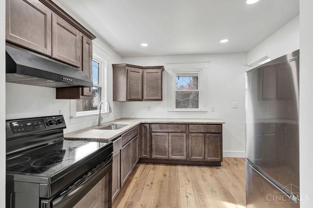 6839 Greismer Avenue, North College Hill, OH 45239