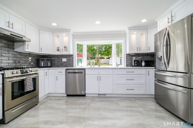 69 Webb Avenue, Stamford, CT 06902