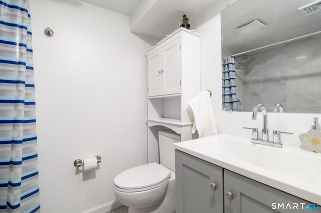 69 Webb Avenue, Stamford, CT 06902